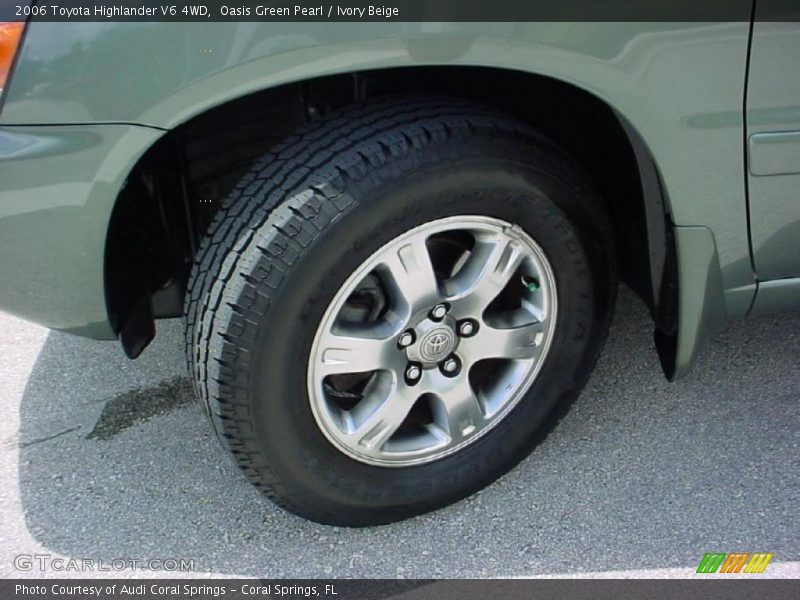 Oasis Green Pearl / Ivory Beige 2006 Toyota Highlander V6 4WD