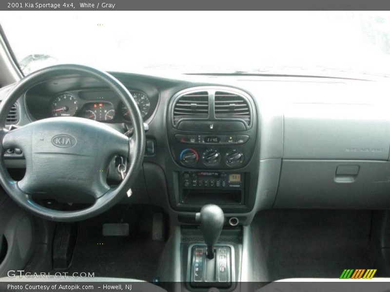 White / Gray 2001 Kia Sportage 4x4