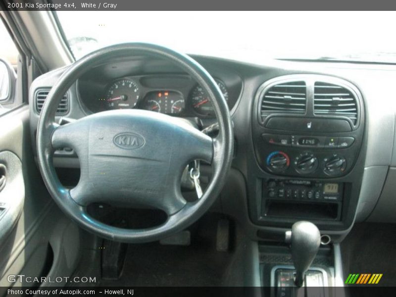 White / Gray 2001 Kia Sportage 4x4