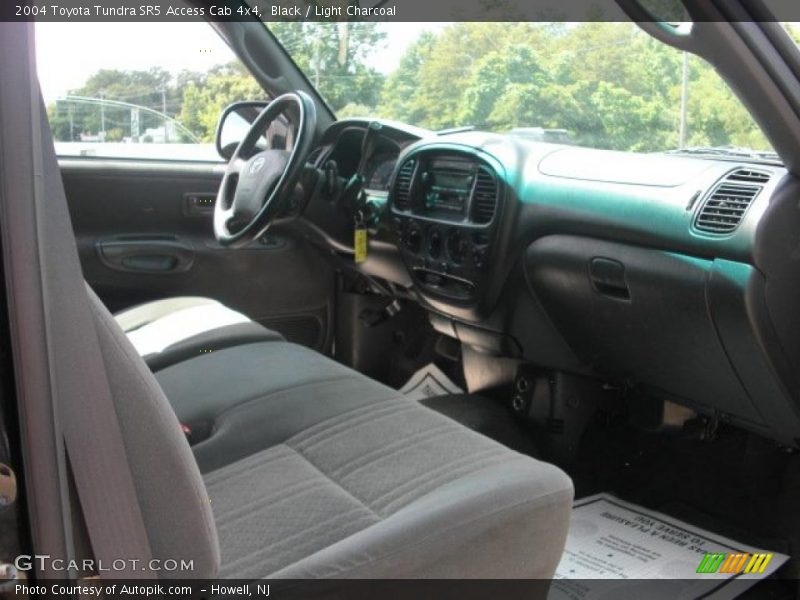 Black / Light Charcoal 2004 Toyota Tundra SR5 Access Cab 4x4