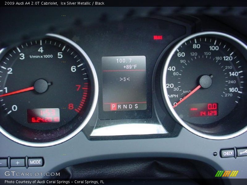 Ice Silver Metallic / Black 2009 Audi A4 2.0T Cabriolet