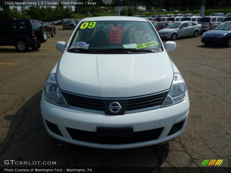 Fresh Powder / Beige 2009 Nissan Versa 1.8 S Sedan