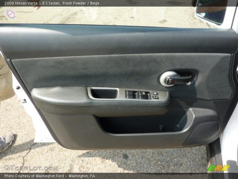 Fresh Powder / Beige 2009 Nissan Versa 1.8 S Sedan
