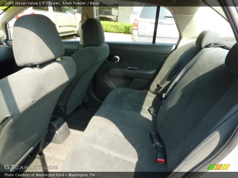 Fresh Powder / Beige 2009 Nissan Versa 1.8 S Sedan