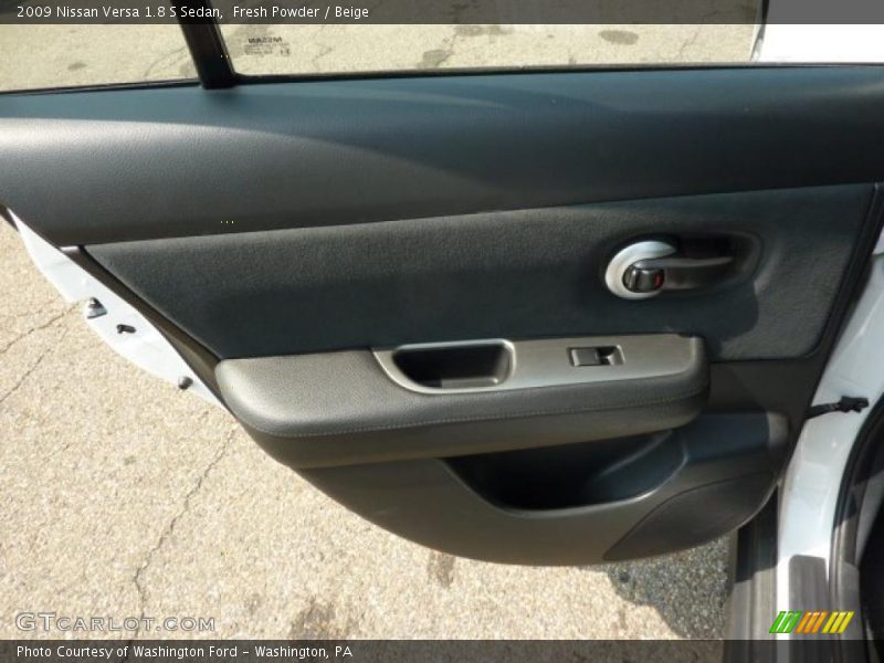 Fresh Powder / Beige 2009 Nissan Versa 1.8 S Sedan