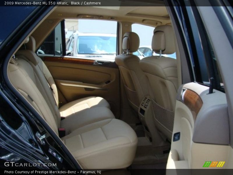 Black / Cashmere 2009 Mercedes-Benz ML 350 4Matic