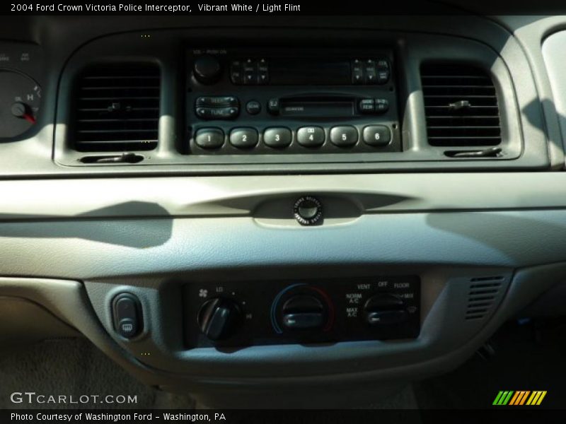 Vibrant White / Light Flint 2004 Ford Crown Victoria Police Interceptor