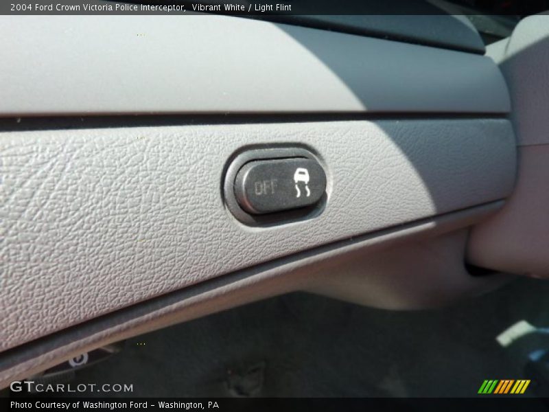 Vibrant White / Light Flint 2004 Ford Crown Victoria Police Interceptor