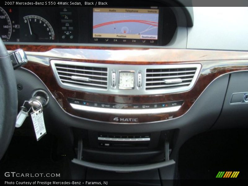 Black / Black 2007 Mercedes-Benz S 550 4Matic Sedan