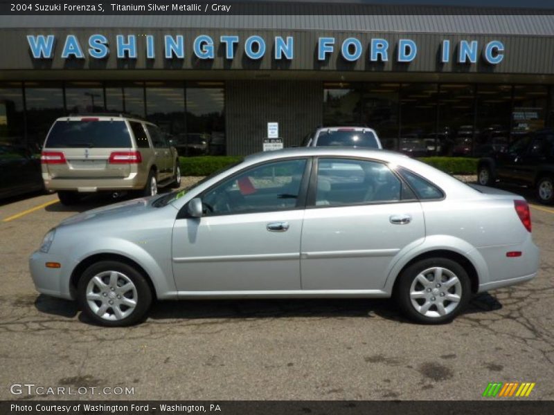 Titanium Silver Metallic / Gray 2004 Suzuki Forenza S
