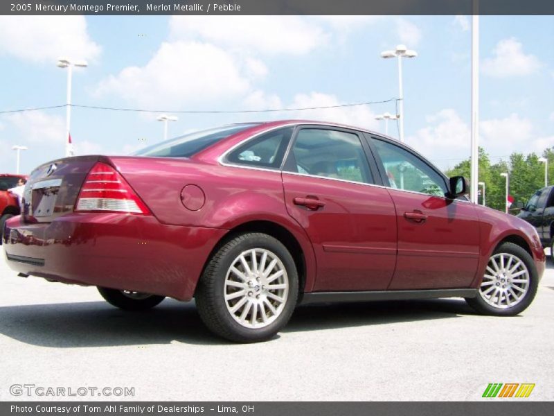 Merlot Metallic / Pebble 2005 Mercury Montego Premier