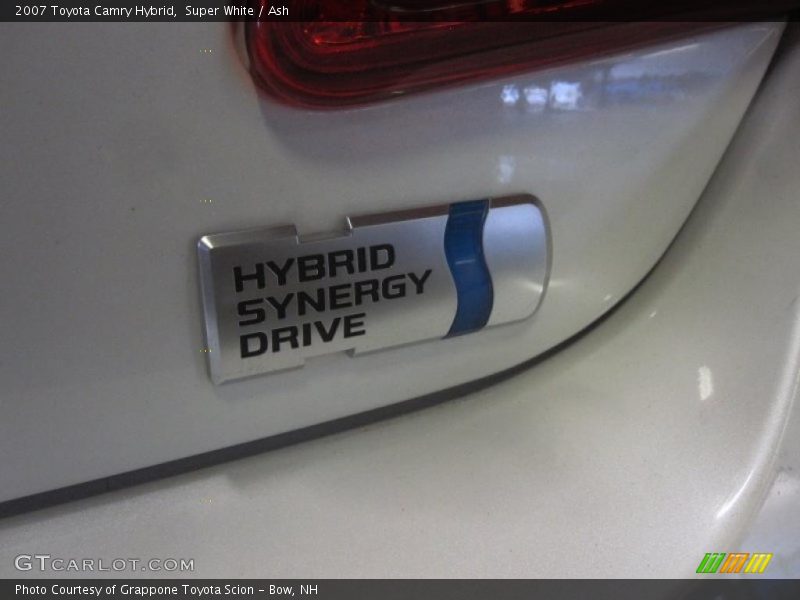 Super White / Ash 2007 Toyota Camry Hybrid