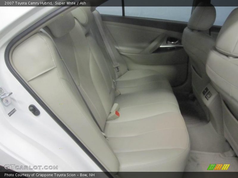 Super White / Ash 2007 Toyota Camry Hybrid