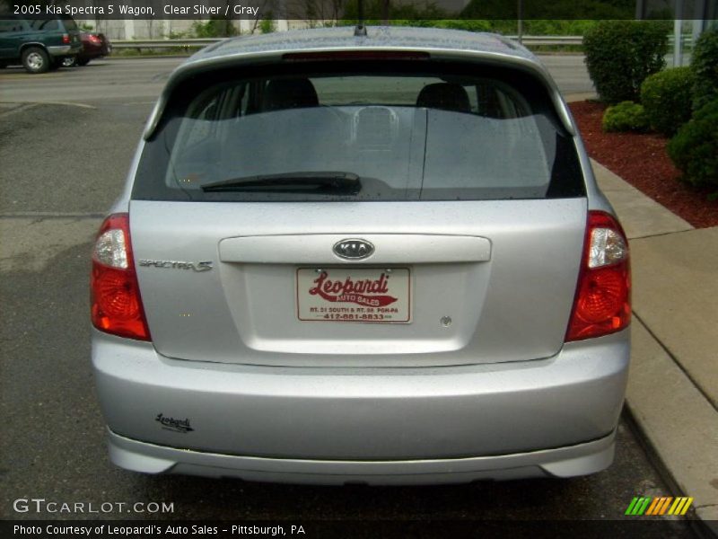 Clear Silver / Gray 2005 Kia Spectra 5 Wagon