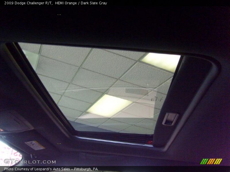 HEMI Orange / Dark Slate Gray 2009 Dodge Challenger R/T