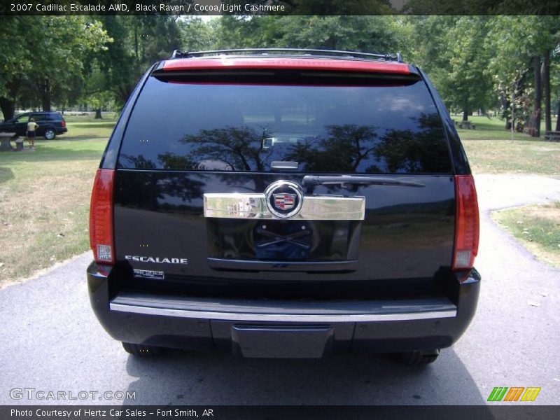 Black Raven / Cocoa/Light Cashmere 2007 Cadillac Escalade AWD