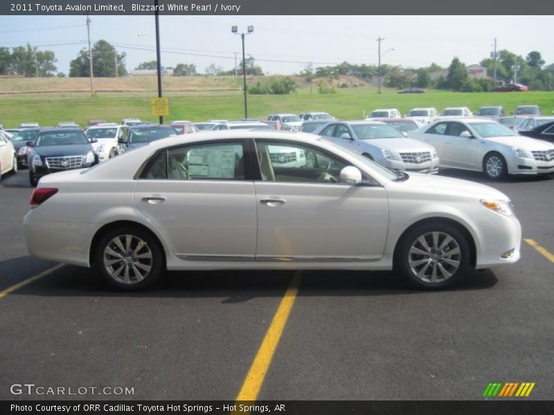 Blizzard White Pearl / Ivory 2011 Toyota Avalon Limited