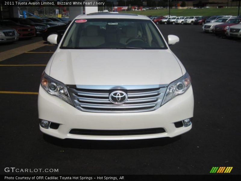 Blizzard White Pearl / Ivory 2011 Toyota Avalon Limited