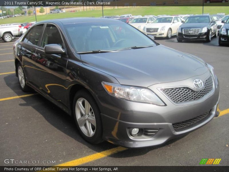 Magnetic Gray Metallic / Dark Charcoal 2011 Toyota Camry SE