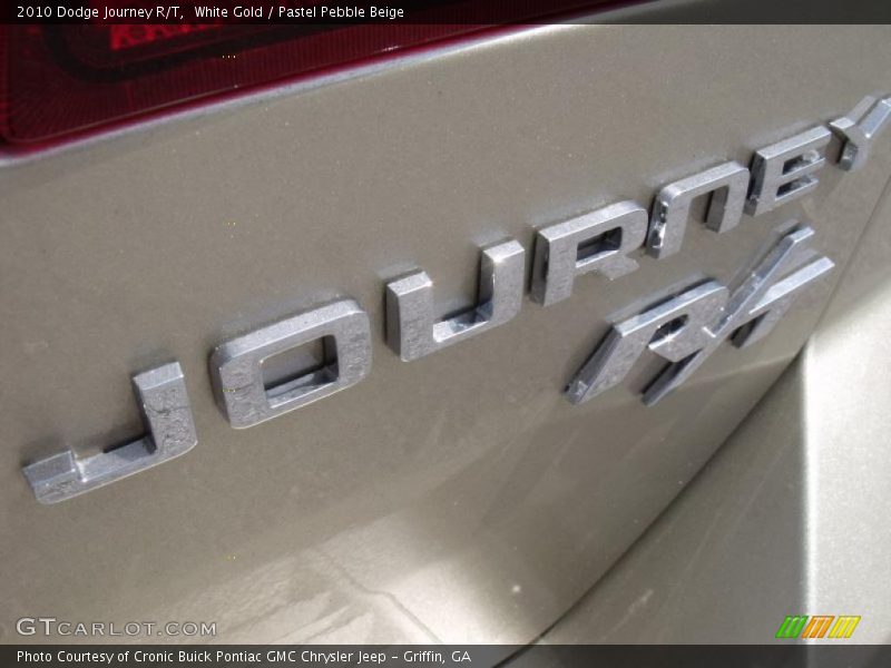 White Gold / Pastel Pebble Beige 2010 Dodge Journey R/T