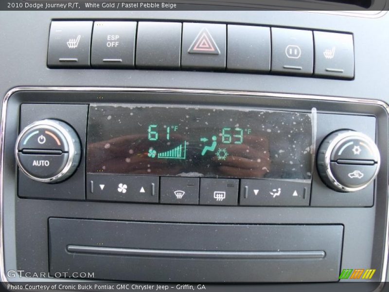 White Gold / Pastel Pebble Beige 2010 Dodge Journey R/T