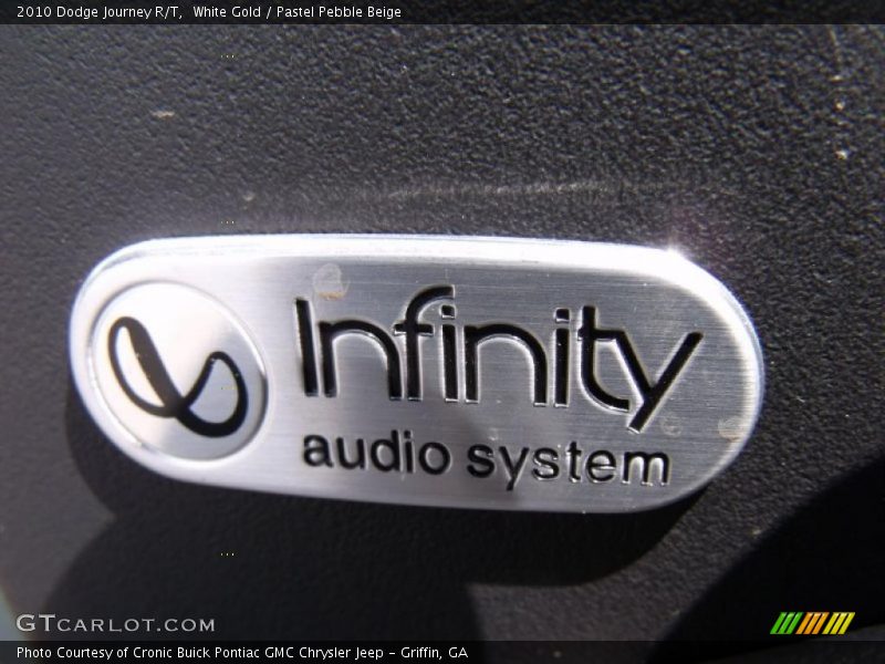 White Gold / Pastel Pebble Beige 2010 Dodge Journey R/T