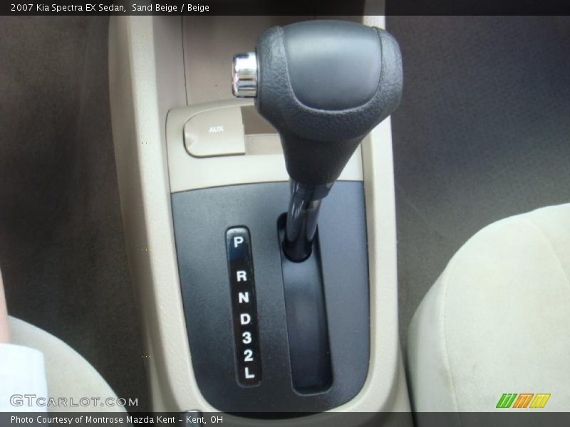 Sand Beige / Beige 2007 Kia Spectra EX Sedan
