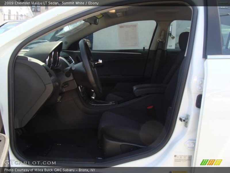 Summit White / Ebony 2009 Chevrolet Malibu LT Sedan