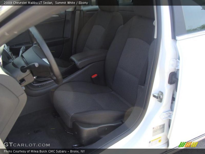 Summit White / Ebony 2009 Chevrolet Malibu LT Sedan