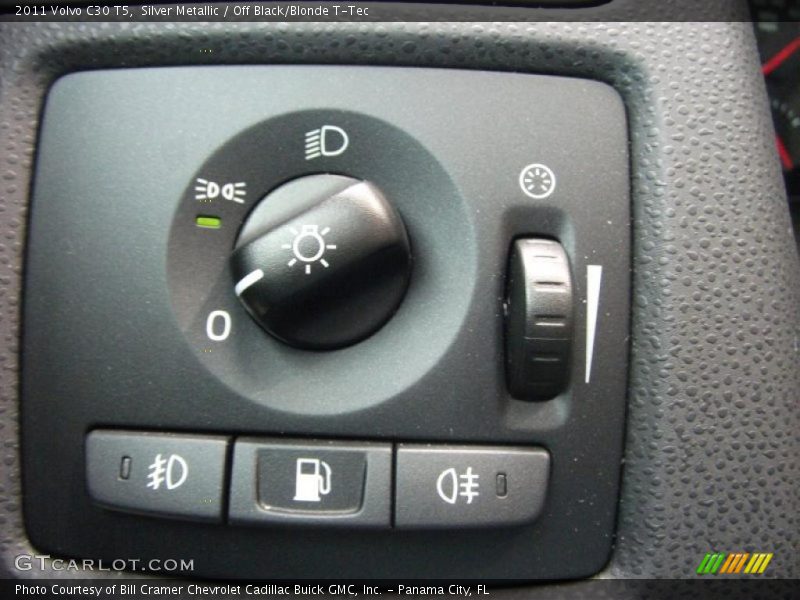 Silver Metallic / Off Black/Blonde T-Tec 2011 Volvo C30 T5