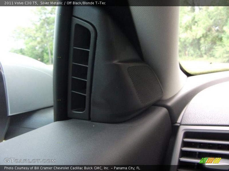Silver Metallic / Off Black/Blonde T-Tec 2011 Volvo C30 T5