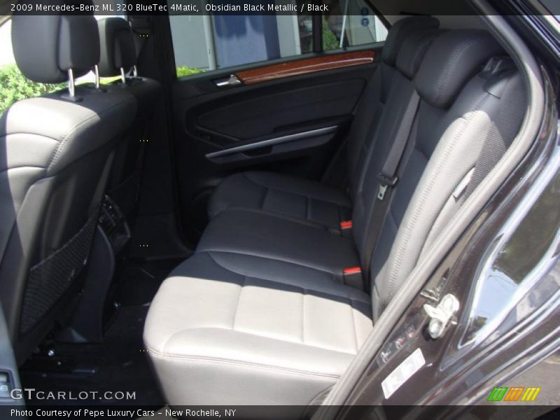 Obsidian Black Metallic / Black 2009 Mercedes-Benz ML 320 BlueTec 4Matic