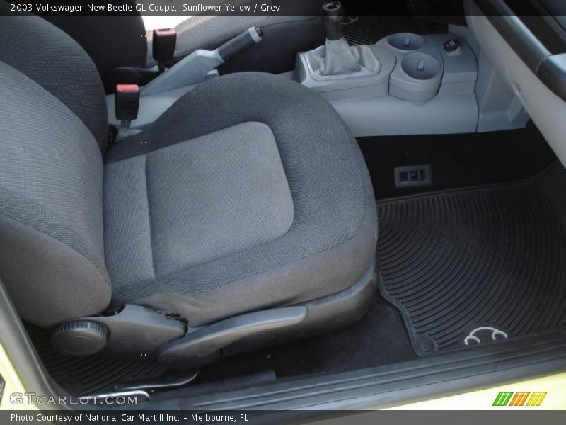 Sunflower Yellow / Grey 2003 Volkswagen New Beetle GL Coupe