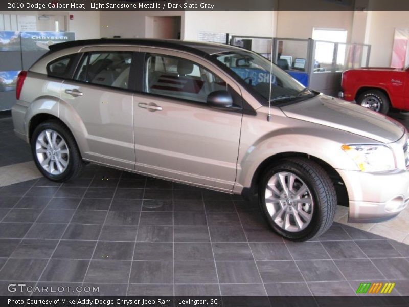 Light Sandstone Metallic / Dark Slate Gray 2010 Dodge Caliber Heat