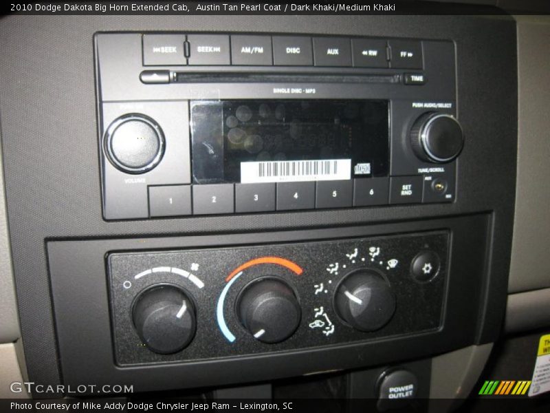 Austin Tan Pearl Coat / Dark Khaki/Medium Khaki 2010 Dodge Dakota Big Horn Extended Cab