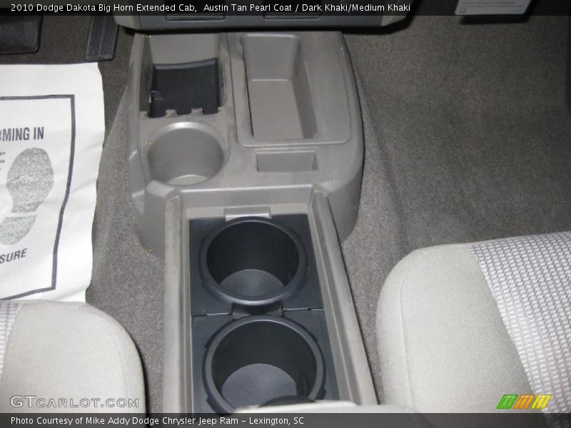 Austin Tan Pearl Coat / Dark Khaki/Medium Khaki 2010 Dodge Dakota Big Horn Extended Cab