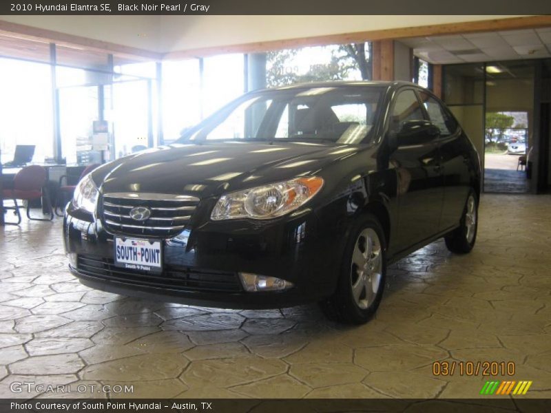 Black Noir Pearl / Gray 2010 Hyundai Elantra SE