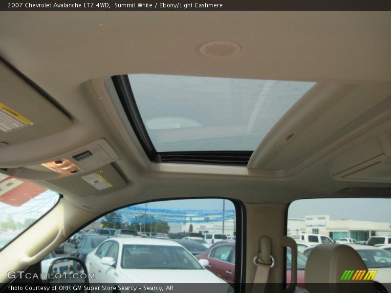 Summit White / Ebony/Light Cashmere 2007 Chevrolet Avalanche LTZ 4WD