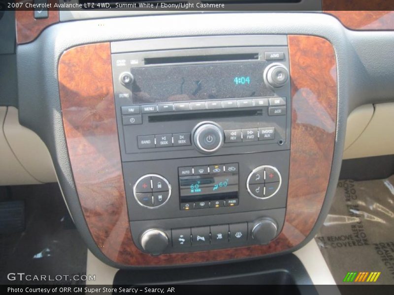 Summit White / Ebony/Light Cashmere 2007 Chevrolet Avalanche LTZ 4WD