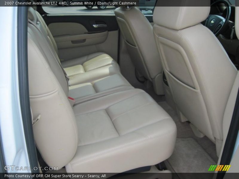 Summit White / Ebony/Light Cashmere 2007 Chevrolet Avalanche LTZ 4WD