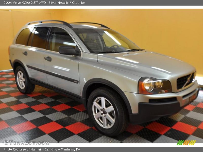 Silver Metallic / Graphite 2004 Volvo XC90 2.5T AWD