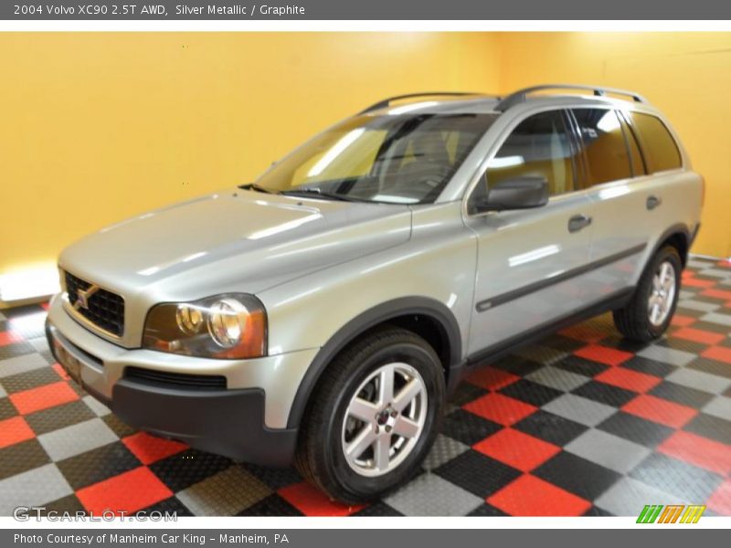 Silver Metallic / Graphite 2004 Volvo XC90 2.5T AWD