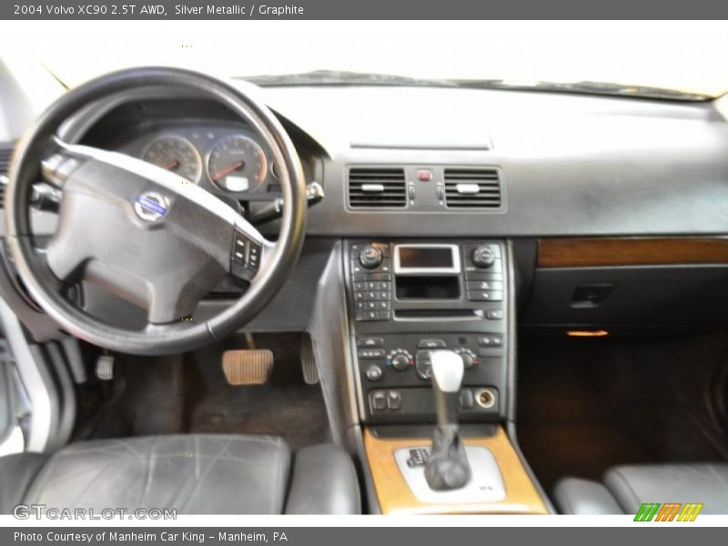 Silver Metallic / Graphite 2004 Volvo XC90 2.5T AWD