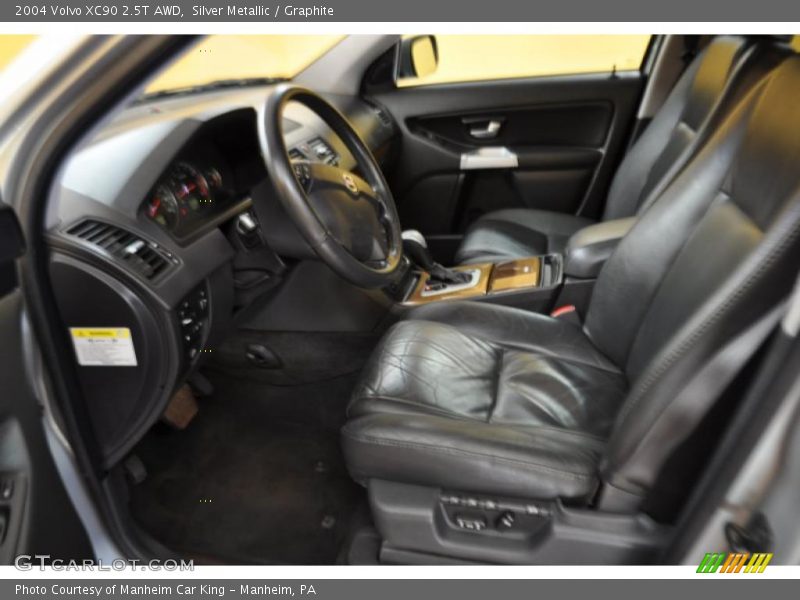 Silver Metallic / Graphite 2004 Volvo XC90 2.5T AWD
