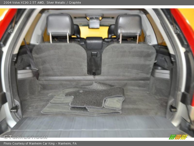 Silver Metallic / Graphite 2004 Volvo XC90 2.5T AWD