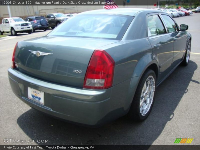 Magnesium Pearl / Dark Slate Gray/Medium Slate Gray 2005 Chrysler 300