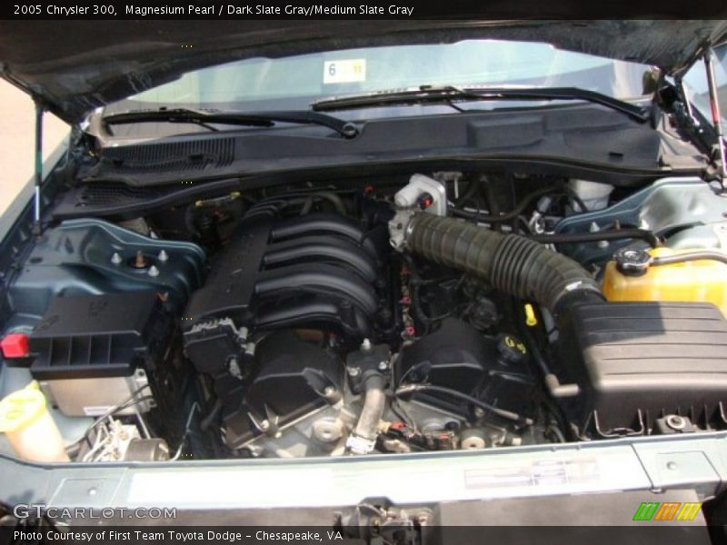 Magnesium Pearl / Dark Slate Gray/Medium Slate Gray 2005 Chrysler 300