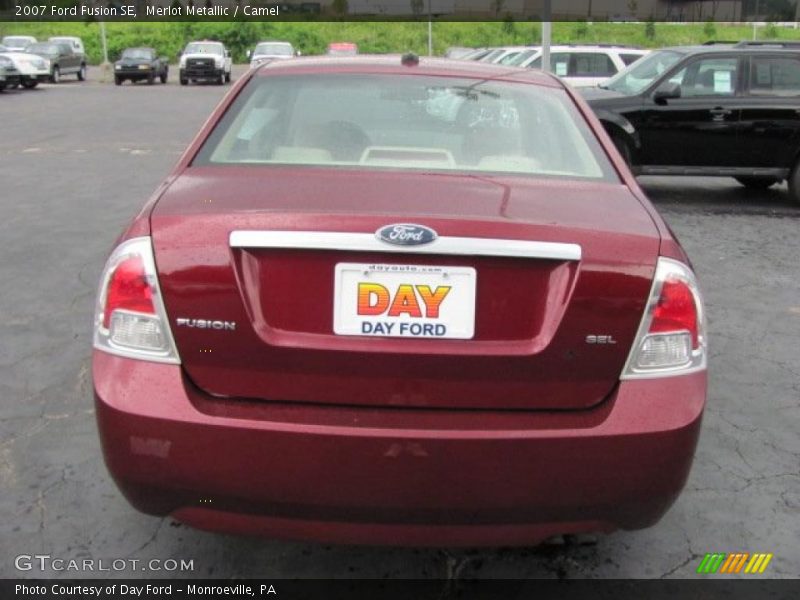 Merlot Metallic / Camel 2007 Ford Fusion SE