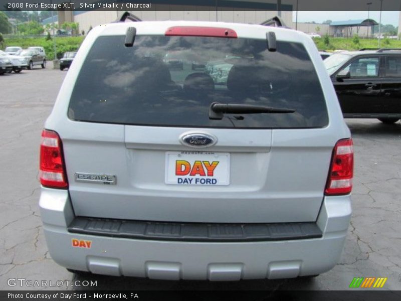 Silver Metallic / Charcoal 2008 Ford Escape XLT