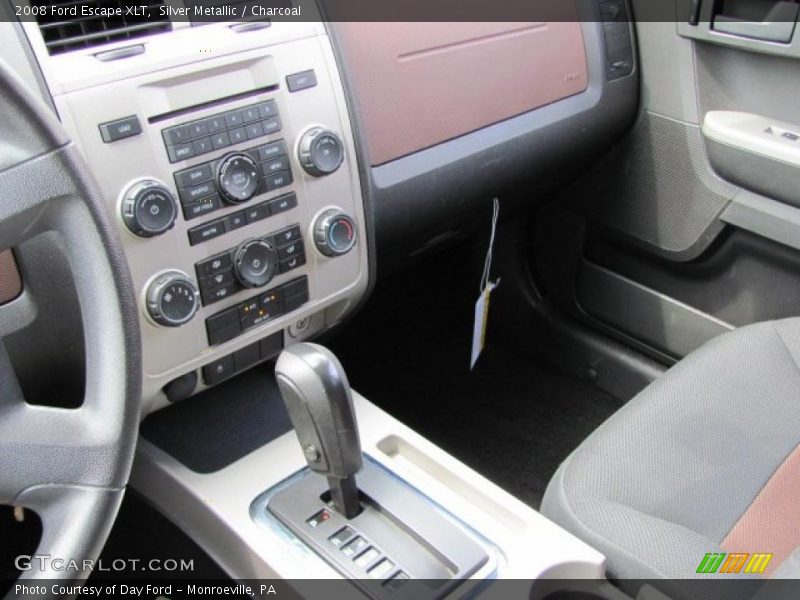 Silver Metallic / Charcoal 2008 Ford Escape XLT